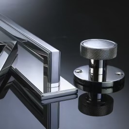 Colonial Bronze hardware showcase